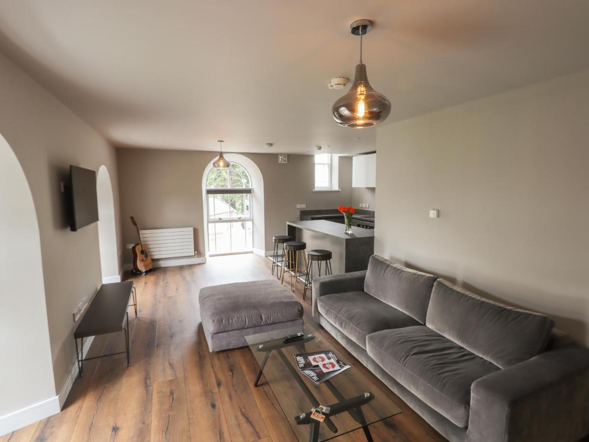 The Breathe Residence Rhyl Exterior foto